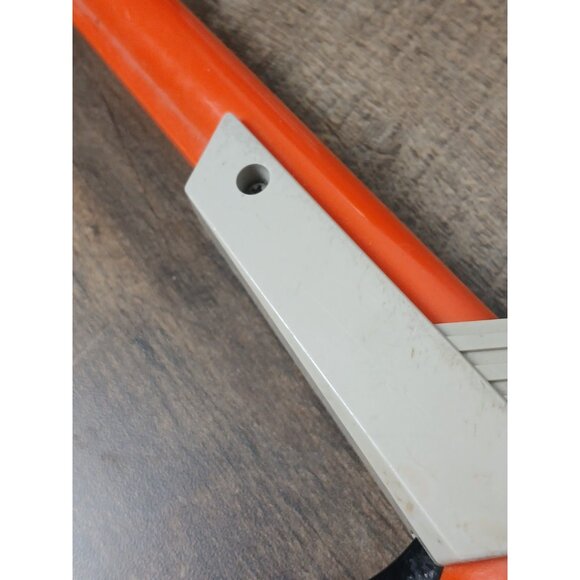 Nintendo NES Zapper Gun NES-005 Orange OEM - Tested & Working - Picture 3 of 7